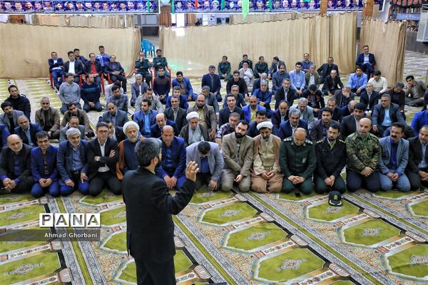 دیدار فرماندار ساری با فرماندهان سپاه به مناسبت روز پاسدار