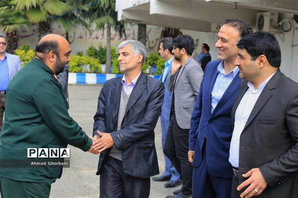 دیدار فرماندار ساری با فرماندهان سپاه به مناسبت روز پاسدار