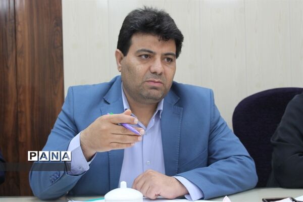 جلسه هماهنگی پوشاک و لباس فرم دانش‌آموزی اداره کل آموزش و پرورش استان بوشهر