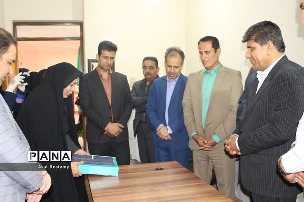 افتتاح اتاق ویژه اولیا در مدارس پروین اعتصامی  و  معینی  بوشهر