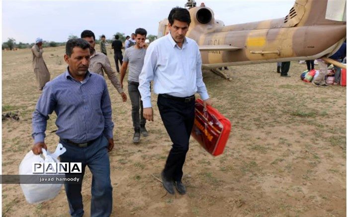 حضورسرپرست فرمانداری شهرستان حمیدیه درجمع مردم سیل زده خسرج