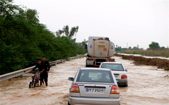 تمام مدارس شهرستان درمیان بجز اسدیه تعطیل شدند