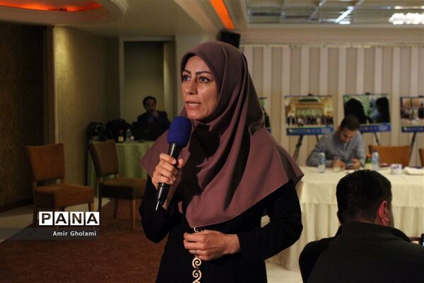 نشست هم‌اندیشی شرکت کنندگان مرحله نهایی مسابقات بین المللی دانش‌آموزان جهان اسلام
