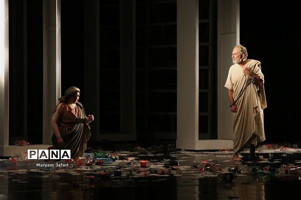 اجرای نمایش «سقراط»