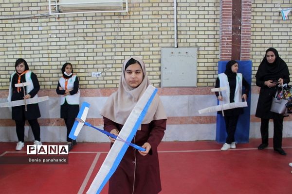 مسابقات گلایدر دانش‌آموزان دختر شهرستان بوشهر-2