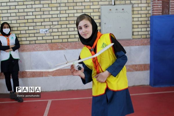 مسابقات گلایدر دانش‌آموزان دختر شهرستان بوشهر-2