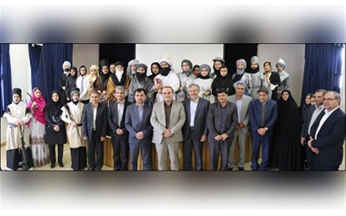 جشنواره "هویت من در گذار تاریخ"