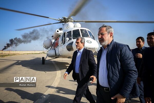 بازدید وزیر آموزش و پرورش از مناطق سیل‌زده استان خوزستان