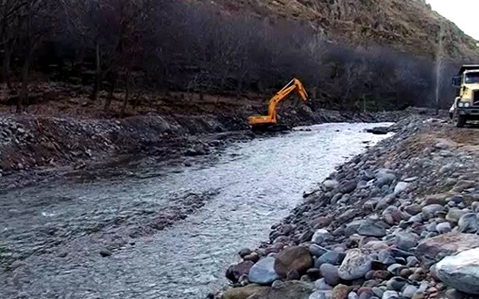 مدیرعامل شرکت آب منطقه ای استان:1050کیلومتر از مسیل های آذربایجان شرقی نیاز به آزادسازی دارد