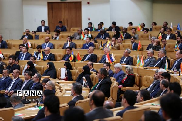 رئیس جمهوری در مراسم سالروز ملی فناوری هسته‌ای