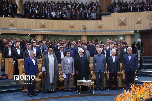 رئیس جمهوری در مراسم سالروز ملی فناوری هسته‌ای