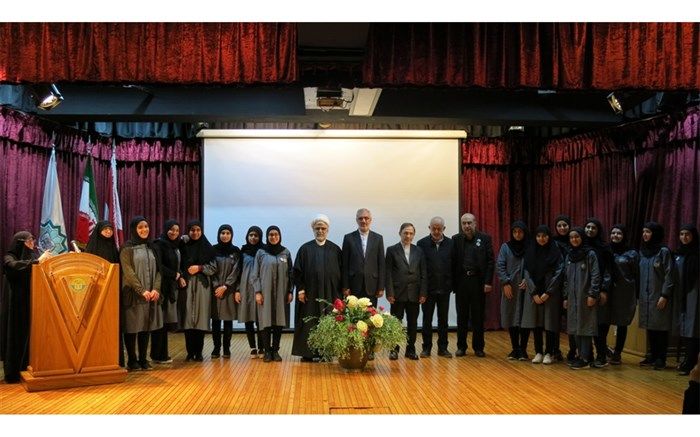 دانش آموزان نخبه لبنانی مورد تقدیر قرار گرفتند + تصویر