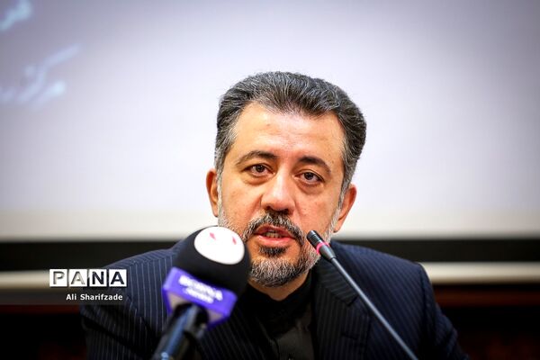 مراسم رونمایی از طرح های اشتغال زایی جوانان