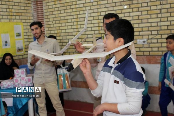 مسابقات گلایدر اولیای دانش‌آموزان پسر شهرستان بوشهر