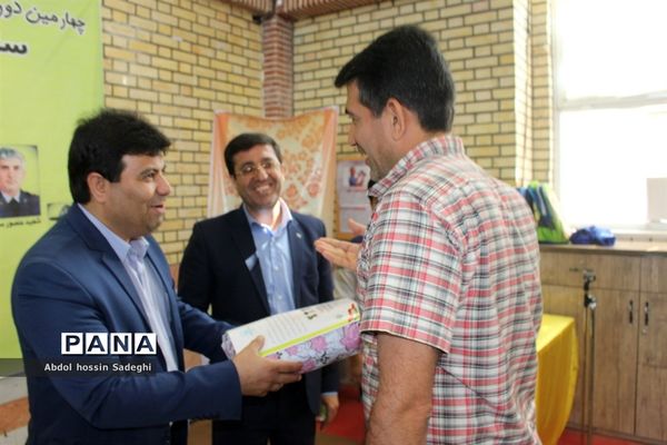 مسابقات گلایدر اولیای دانش‌آموزان پسر شهرستان بوشهر