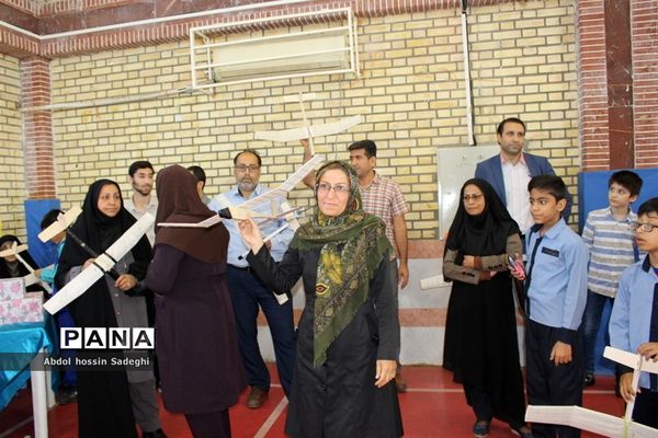 مسابقات گلایدر اولیای دانش‌آموزان پسر شهرستان بوشهر