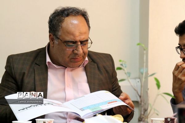 نشست فصلی مجلس دانش‌آموزی تهران