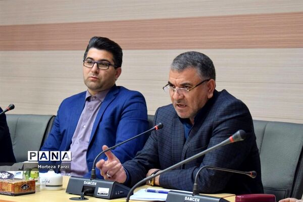 جلسه ستاد گرامیداشت مقام معلم در تبریز