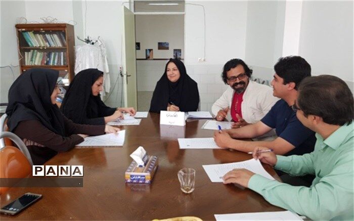 کارگروه دبیران فرهنگ و هنر مدارس سمپاد یزد برگزار شد