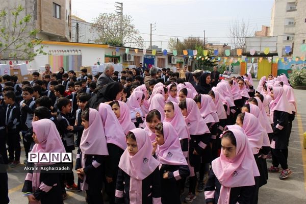 پویش ملی «سیل مهربانی همکلاسی‌ها» در مدرسه آفرینش آمل