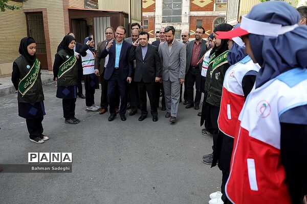 آیین سیل مهربانی همکلاسی‌ها