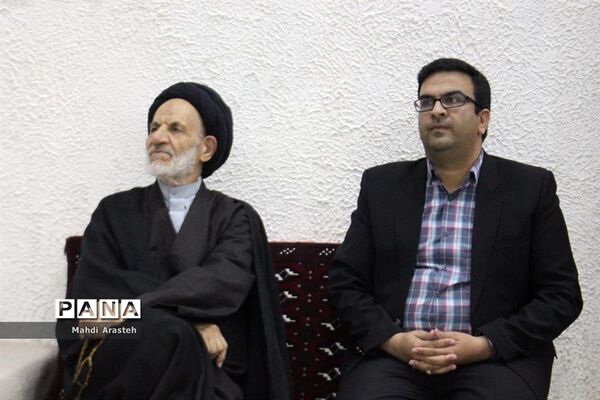 دیدار جوانان سرزمین خورشید با نماینده ولی فقیه در خراسان جنوبی