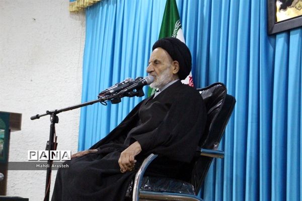 دیدار جوانان سرزمین خورشید با نماینده ولی فقیه در خراسان جنوبی