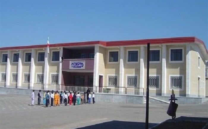 امام جمعه اهل سنت اسدیه : مدرسه‌سازی از امور خیر بزرگ و فرهنگی ماندگار است