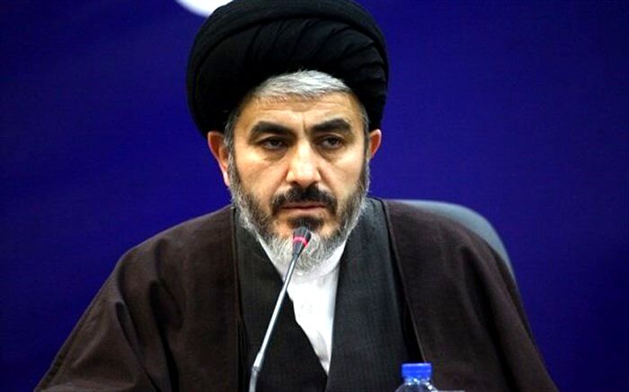 دبیرخانه راهکارهای عملیاتی گام دوم انقلاب در آذربایجان غربی ایجاد شود