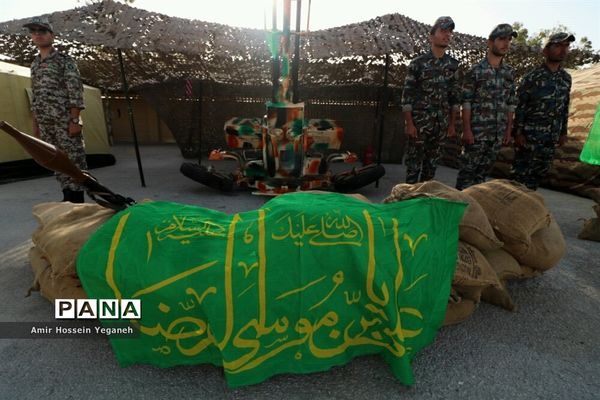 رژه روز ارتش در جزیره کیش