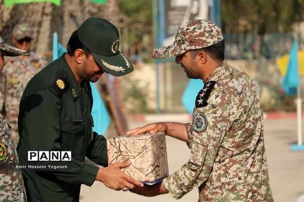 رژه روز ارتش در جزیره کیش