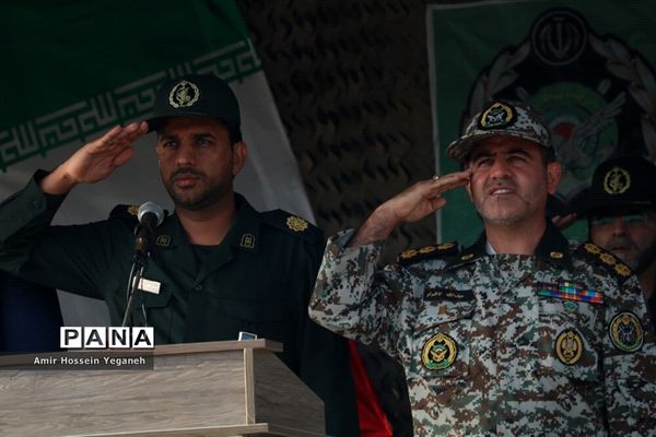 رژه روز ارتش در جزیره کیش