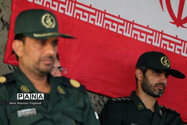 رژه روز ارتش در جزیره کیش