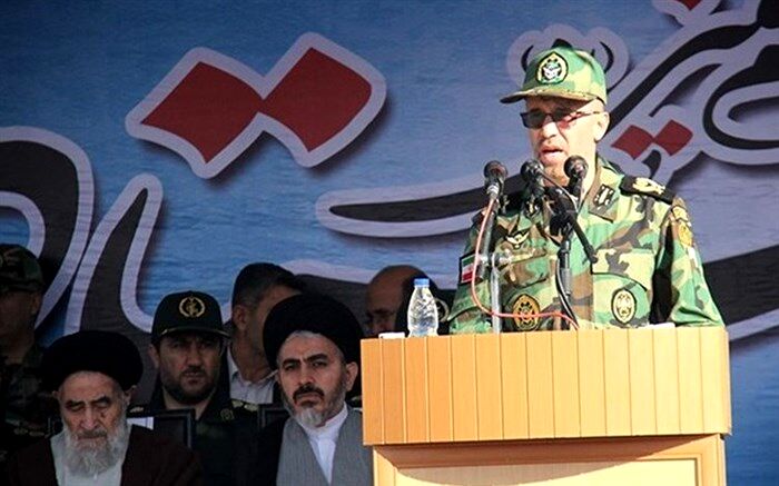 ارتش برای دفاع از حریم ولایت و انقلاب اسلامی آمادگی کامل دارد