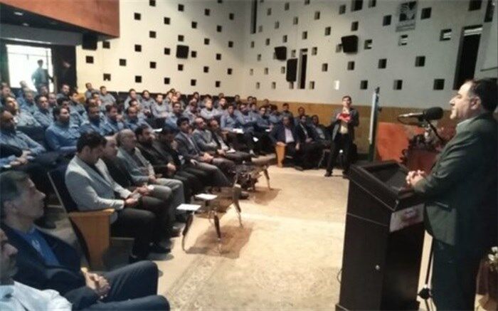 معاون خدمات شهری شهرداری اصفهان: تکریم شهروندان سرلوحه کار پرسنل رفع تخلفات شهری باشد