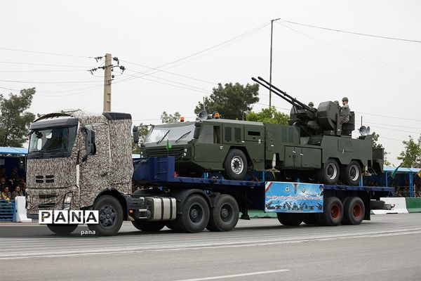 مراسم رژه روز ارتش