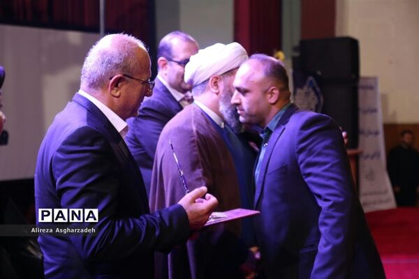 آیین تجلیل از جوانان و نخبگان برتر بابلسر