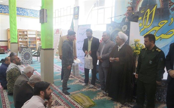رییس اداره ورزش و جوانان شهرستان فیروزکوه  خبر داد: تفاهم نامه اداره ورزش و جوانان فیروزکوه با صندوق کارآفرینی امید
