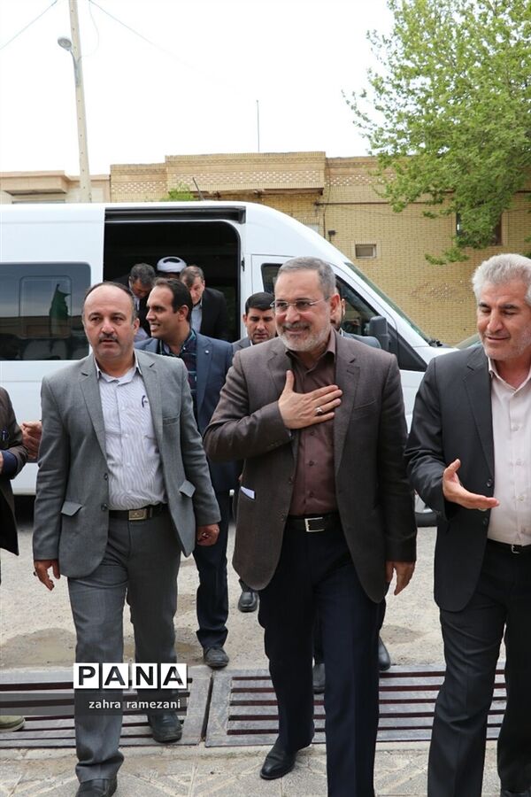 سفر وزیر آموزش و پرورش به شهرستان پاسارگاد
