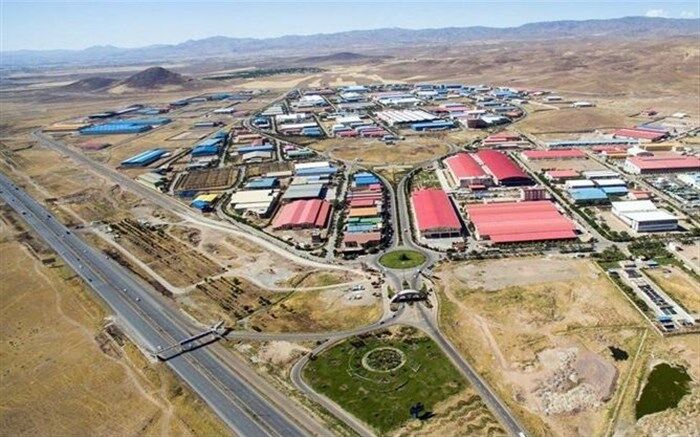 معاون وزیر کار: بررسی بنگاه‌های آسیب‌دیده از سیل در دستور کار ستادرفع موانع تولید قرار گرفت
