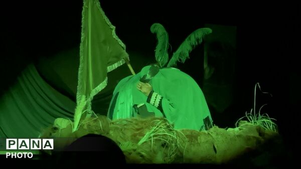  تئاتر مذهبی با محوریت امام حسین و حضرت ابوالفضل (ع) در سینما ۹دی هشتگرد 