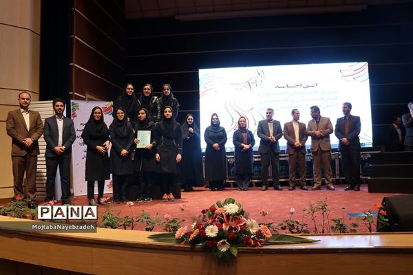 اختتامیه مسابقات فرهنگی و هنری دانش آموزان دختر خراسان رضوی در مشهد