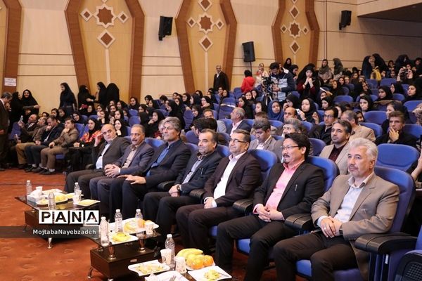 اختتامیه مسابقات فرهنگی و هنری دانش آموزان دختر خراسان رضوی در مشهد