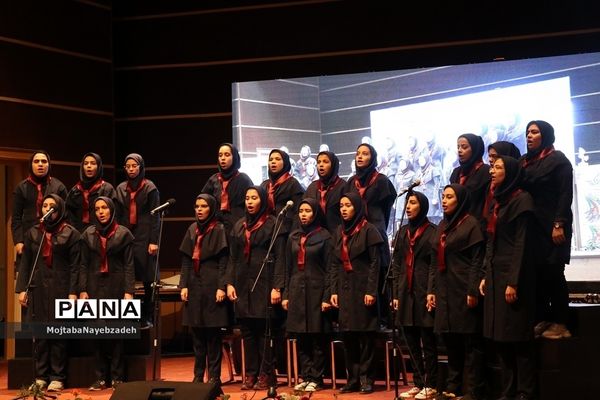 اختتامیه مسابقات فرهنگی و هنری دانش آموزان دختر خراسان رضوی در مشهد