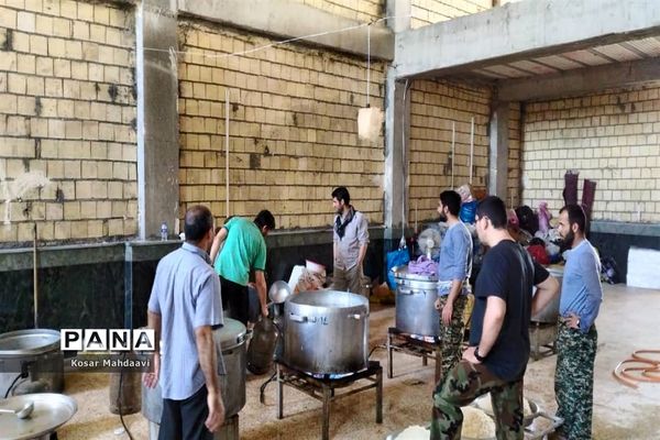 کمک‌رسانی کاروان خیرخواه مردم تهران در شهرستان کارون