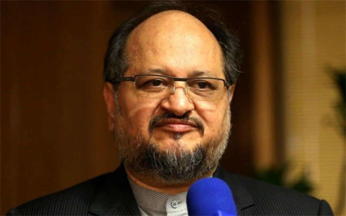 شریعتمداری : اختصاص سهام کارخانه ها به کارگران یک امر ضروری است
