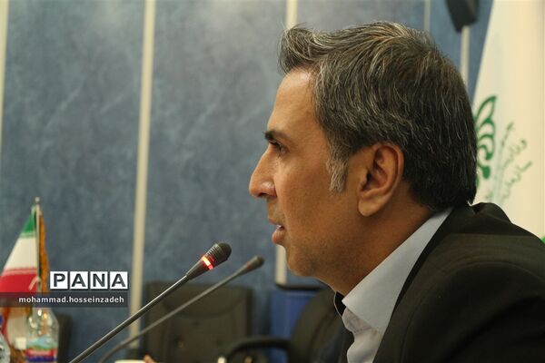 نشست هم‌اندیشی مدیران ستادی و استانی سازمان دانش‌آموزی