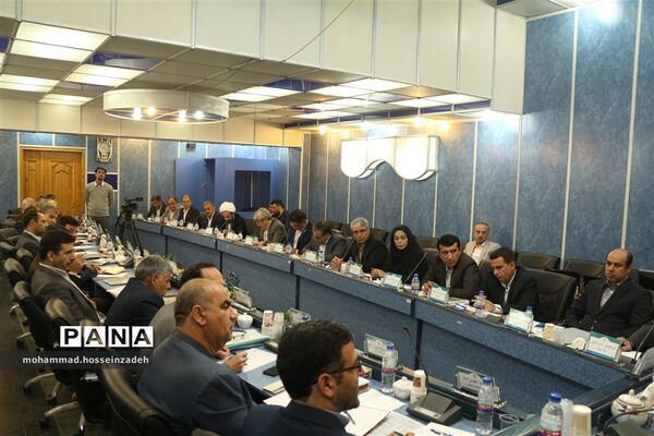 نشست هم‌اندیشی مدیران ستادی و استانی سازمان دانش‌آموزی