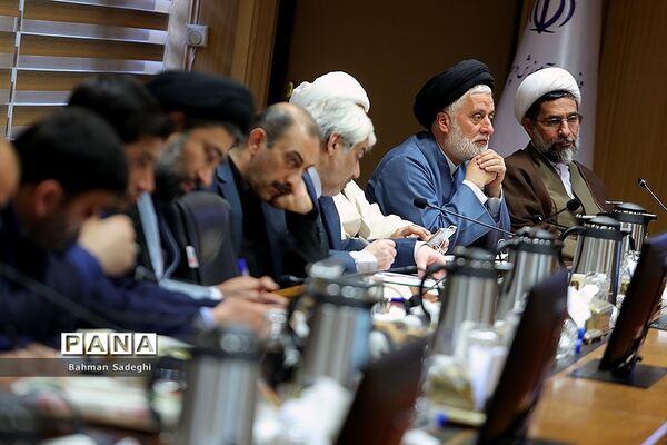 پنجاه و دومین جلسه کمیسیون تخصصی توسعه آموزش عمومی قرآن کریم کشور