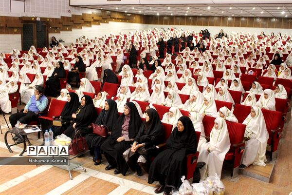 مراسم جشن عبادت دانش آموزان دختر مدارس ابتدایی شهرستان محلات
